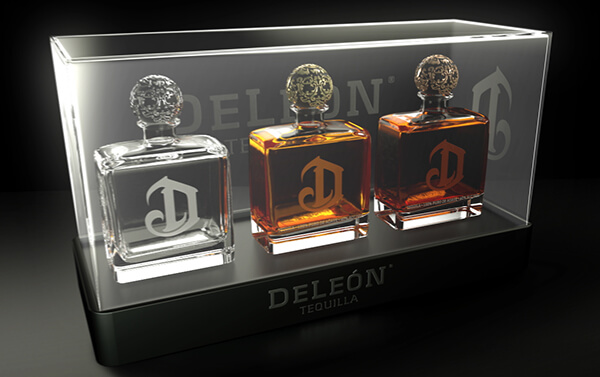 DeLeon Tequila – Glass Case